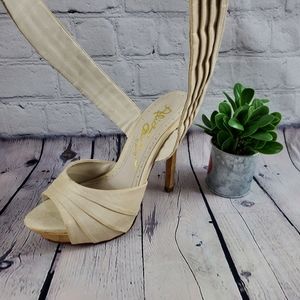 Alice + Olivia by Stacey Bendet Heels Size 6.5